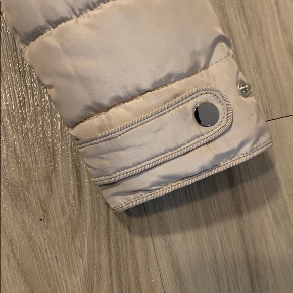 Classy Old Money Cream Beige Waist Cinching Puffer Jacket - Picture 5 of 6